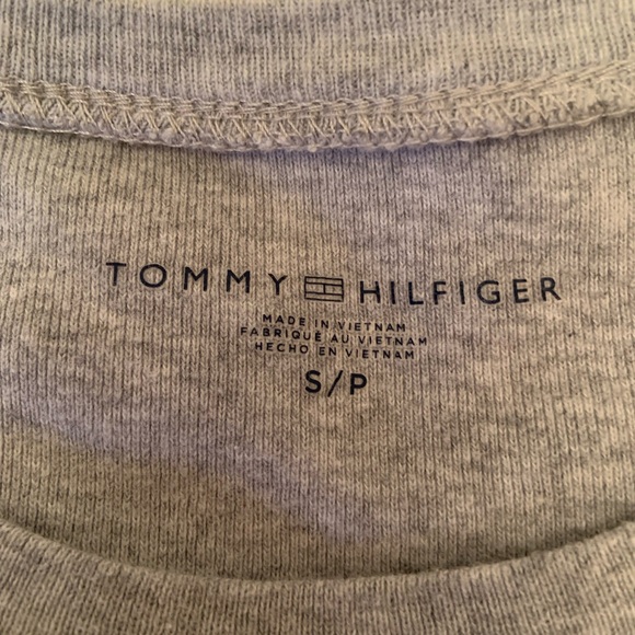 Tommy Hilfiger Longsleeve top - Picture 2 of 3